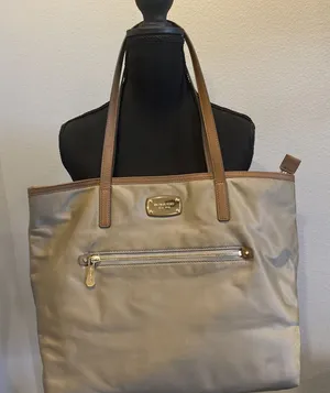 Michael Kors Montauk Nylon & Leather Shoulder Bag/Purse Khaki/Tan gold hardware thumbnail 1