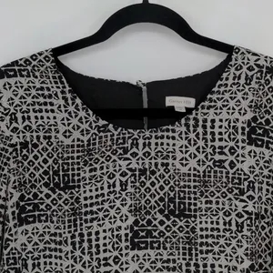 Garnet Hill Bell Sleeve Silk Shift Dress Women’s 10 Black White Geometric Office thumbnail 5