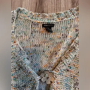 MS&Co BCBG Maxazria Green Multi Color Flower Button Women's Knit Sweater small thumbnail 2