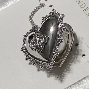 🩶🌸 Mallory Rose Locket Short Pendant Necklace from Kendra Scott. thumbnail 3