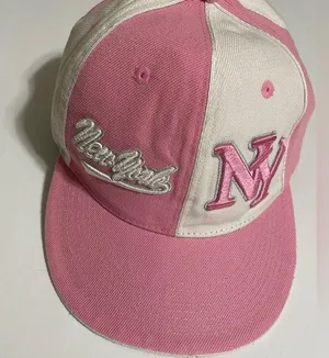 NY Pink/White Hat thumbnail 1