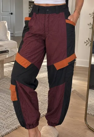 Jordan Cozy Girl Fleece Cargo Pants Black Tan Maroon Women's Medium Ski thumbnail 1