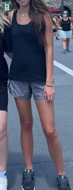 Lululemon Tank thumbnail 1