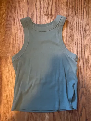 Old Navy Tank Top thumbnail 1