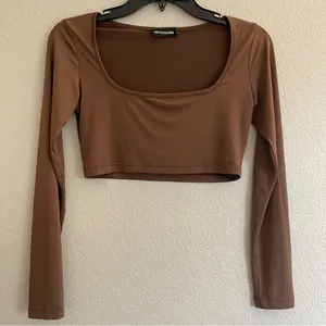 Pretty little thing DARK BROWN SLINKY SQUARE NECK CROP TOP SZ:4 thumbnail 5