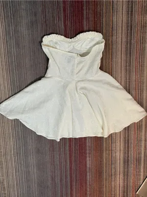 PrettyLittleThing Ivory Strapless Mini Dress thumbnail 6