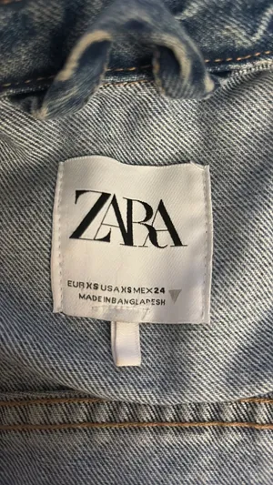 ZARA Cropped Jean Jacket thumbnail 5