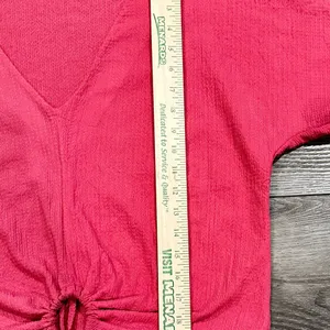 Women's Zara‎ Cinch Front Short Sleeve Crop Top Bright Pink Size Medium thumbnail 4