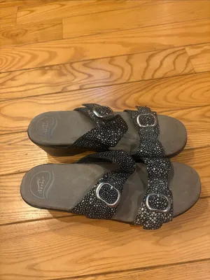 Dansko Sophie Black Shagreen Textured Leather Slide Buckle Sandal Size 9 thumbnail 3