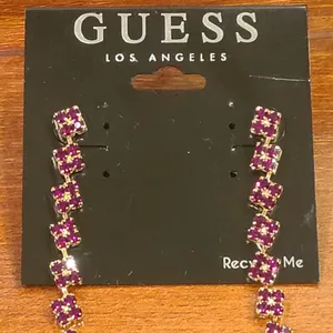 Guess Earrings thumbnail 2