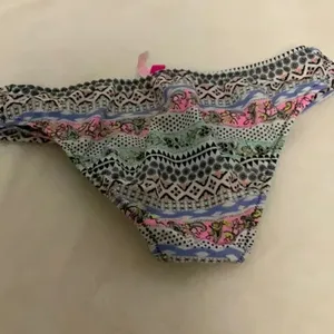 VICTORIA Secret thumbnail 2