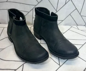 UGG Simmens Waterproof Leather Ankle Boots‎ 9 Black Side Zip Cap Toe 1103832 thumbnail 1