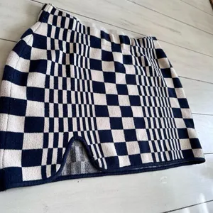 Urban Outfitters Black and Cream Checkered Mini Skirt thumbnail 3