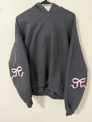 Bow Hoodie Size XL thumbnail 1