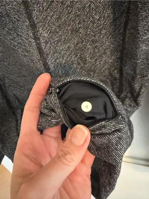 Lululemon Heathered Black Long Sleeve Thumbhole Running‎ Top Size 4 thumbnail 4