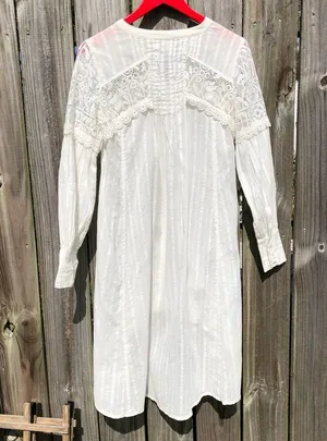 Feather Bone White Lace Long Sleeve Peasant Dress XS thumbnail 6