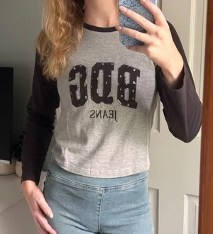 urban outfitters bdg baseball tee thumbnail 3