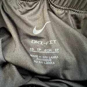 NWT NIKE Dri-Fit Ultra High Waisted 3” Brief Lined Shorts thumbnail 6