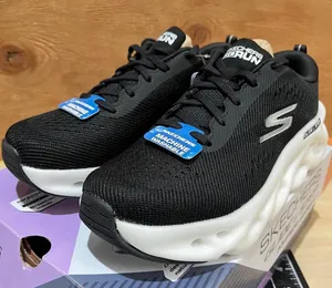 Skechers Women's Black Trainers thumbnail 1