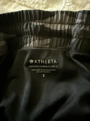 Athleta Mesh Racer Run Shorts 4" thumbnail 4