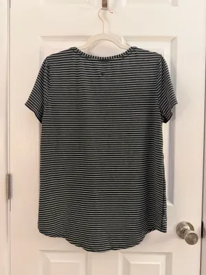 Lululemon Love Tee V Modern Stripe Heathered Black White Top thumbnail 4