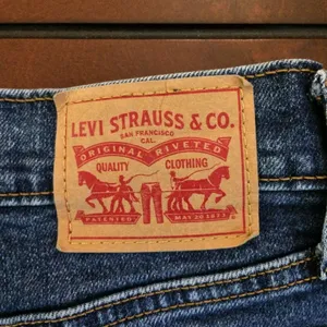 Levi’s wedgie straight jeans 26 button fly distressed blue thumbnail 9