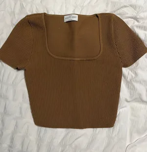 Aritzia Babaton Top Sculpt Knit thumbnail 1