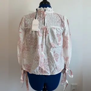 English Factory Eyelit Floral Top thumbnail 4