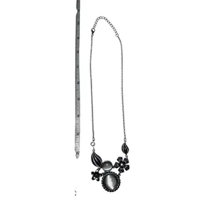 Paparazzi Exquisitely Eden White Statement Necklace Floral Silver Women One Size thumbnail 7