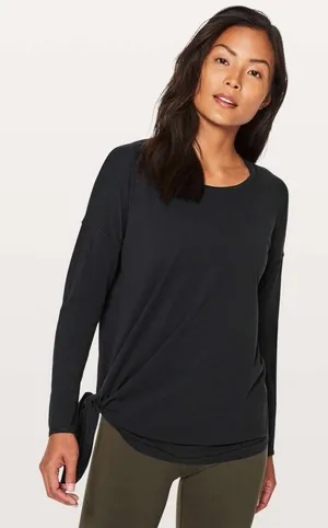Lululemon To The Point Long Sleeve Top Womens Size‎ 4 Black thumbnail 1