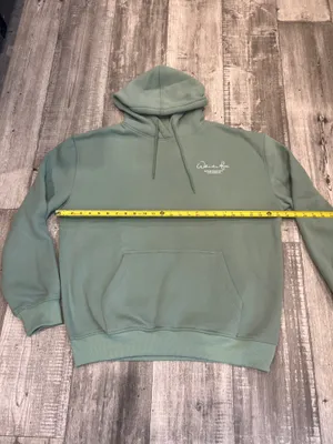 White Fox Hoodie Sage Green Size L/XL (C 72) thumbnail 2