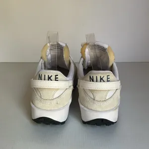 Nike Waffle Debut Women’s Sneakers Size 6.5 Beige Pink Gray Retro Running Shoes thumbnail 6