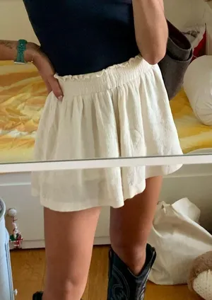 flowy summer shorts Tan thumbnail 1