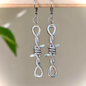Handmade goth rock punk grunge style simple spike earrings🌙👼✨ thumbnail 1
