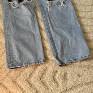 Abercrombie & Fitch The Baggy Low Rise Curve Love Jeans Size 27 thumbnail 5