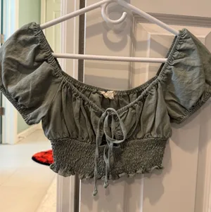 LA Hearts Green crop top thumbnail 1