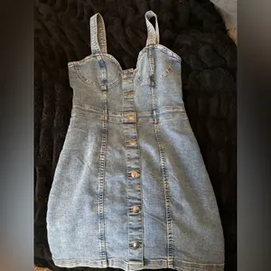 H&M Mid Jean Dress thumbnail 2