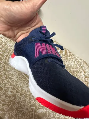 Nike Renew in season Tr9 training Navy and Pink Women's Athletic Sneakers thumbnail 7