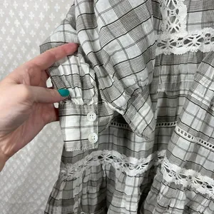 Free People White Grey‎ Plaid Time Out Eyelet Tiered Tunic Top thumbnail 4