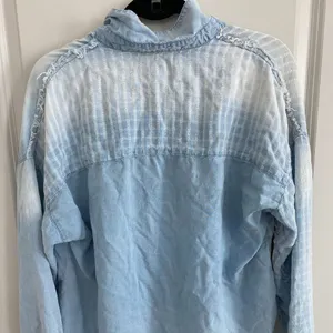 Chambray Button Down thumbnail 5