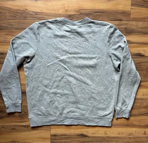 Nike Gray woman’s Crewneck thumbnail 5