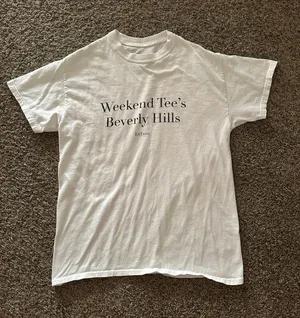 Pretty Little Thing beverly hills t-shirt thumbnail 1