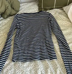 Brandy Melville Navy Blue and White Striped Longsleeve Shirt thumbnail 2