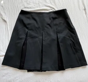 Tempo Paris‎ Black Pleated Mini Skirt Size 8 Petite thumbnail 1