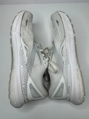 Brooks Adrenaline GTS 23 Women's Size 9.5B thumbnail 5