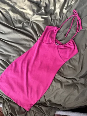 Princess Polly Hot Pink Halter Bodycon Dress thumbnail 1