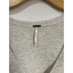 Free People Oatmeal Bell‎ Sleeve Sweater Boho Slouchy Knit Top Medium thumbnail 4