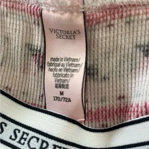 Victoria's Secret Red and‎ White Pajama Set thumbnail 5