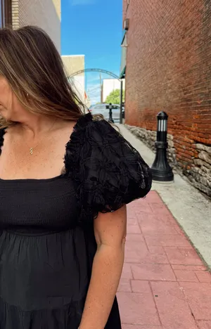 BOUTIQUE BLACK DRESS thumbnail 2