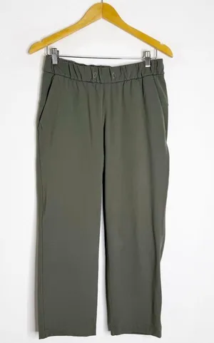 Lululemon On The Fly Pants – Women’s Size 6 – Dark Olive Green thumbnail 1